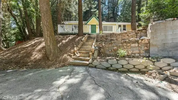 2254 Spring Oak Drive, Running Springs, CA 92382