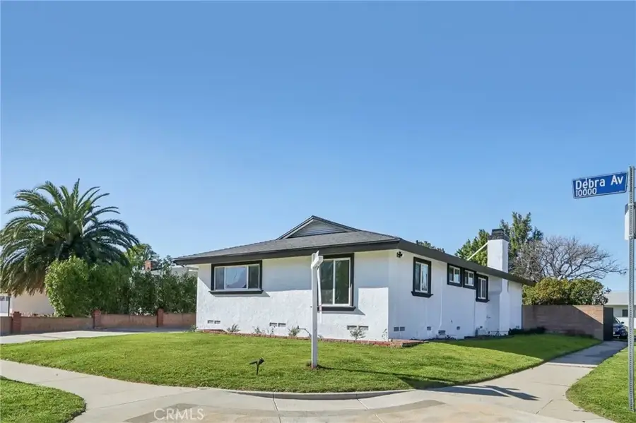 10007 Debra Avenue, North Hills, CA 91343 - #3
