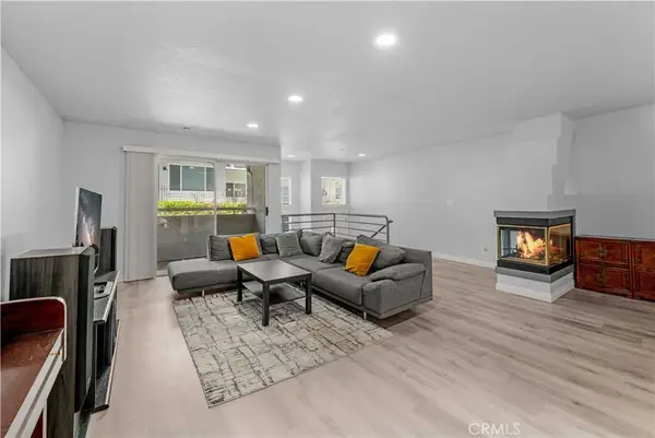 2101 Glenada Avenue #2, Montrose, CA 91020