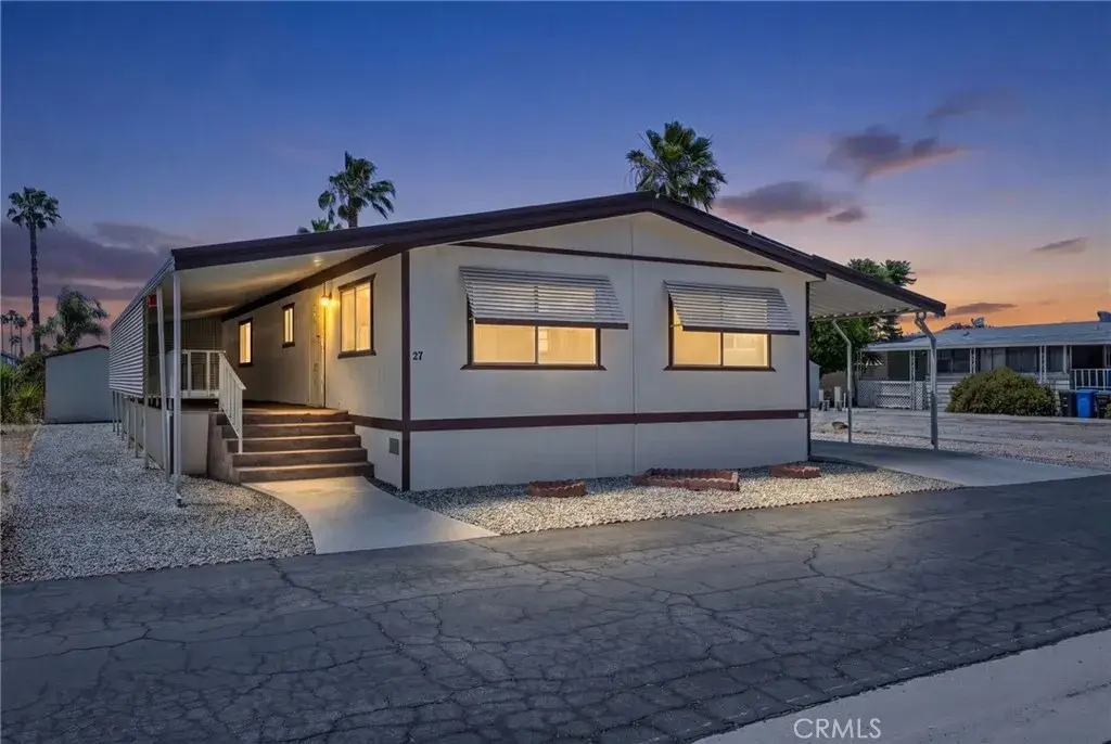 1525 W Oakland #27, Hemet, CA 92543 - #1