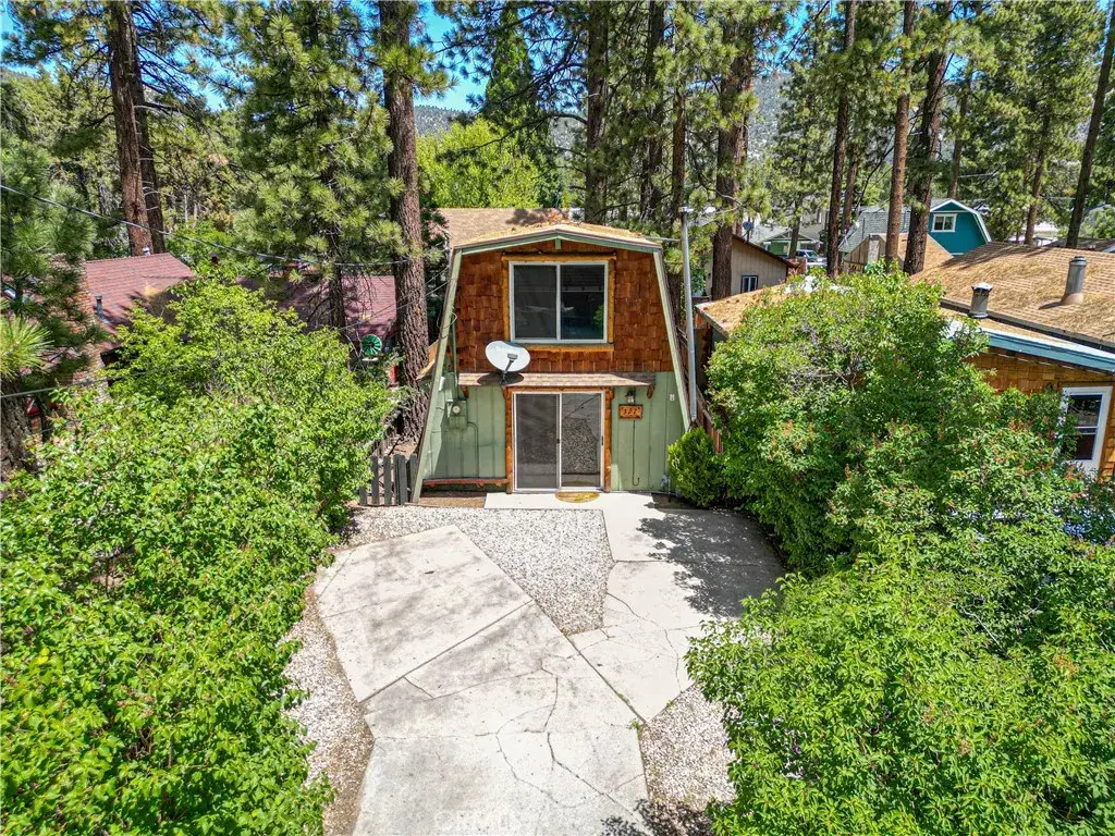 327 W Country Club, Big Bear City, CA 92314 - #1