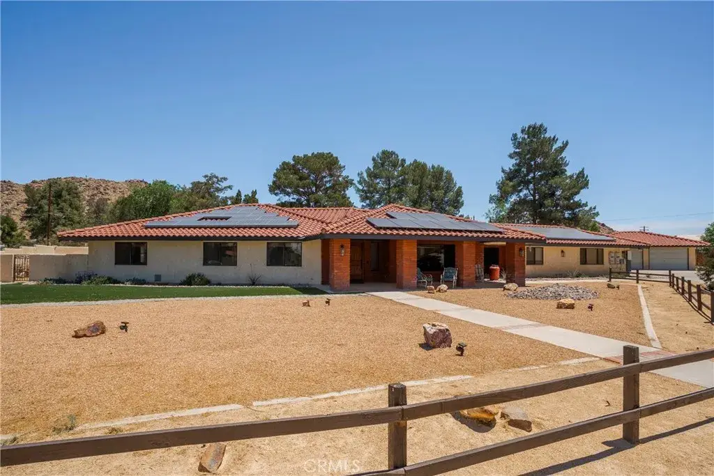19954 Tinne, Apple Valley, CA 92307 - #1