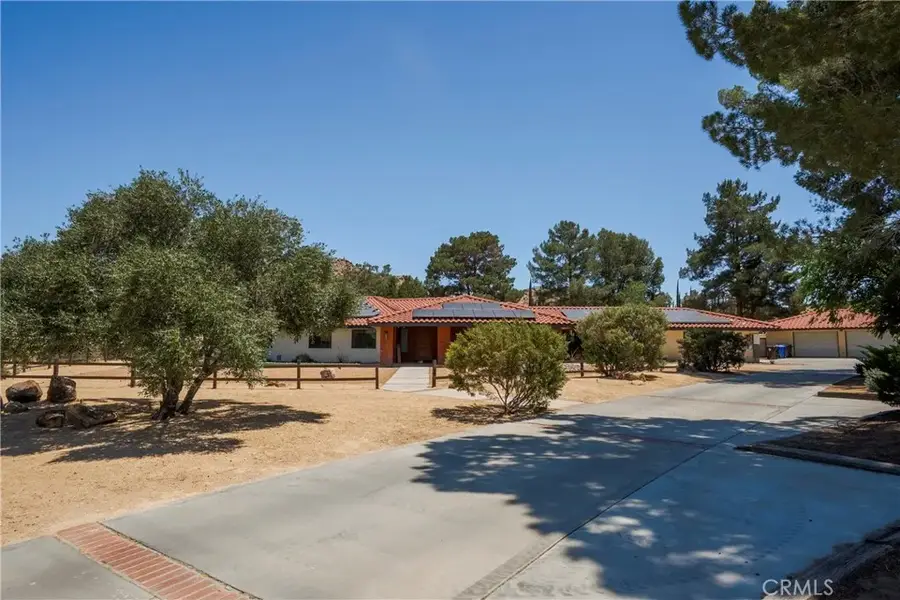 19954 Tinne, Apple Valley, CA 92307 - #3