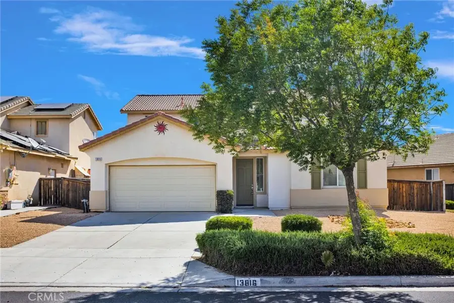 13816 Grant Way, Oak Hills, CA 92344 - #2