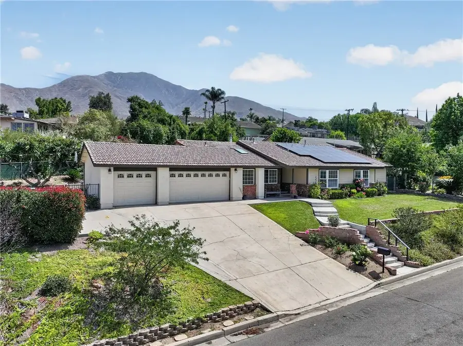6691 Orangewood, Highland, CA 92346 - #2