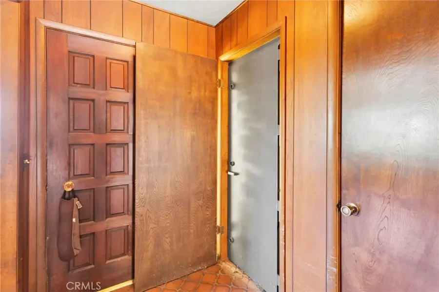 5500 Oil Well Road, Phelan, CA 92371 - #3