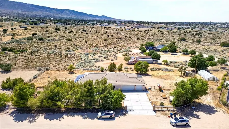 9562 Cambria Court, Phelan, CA 92371 - #3