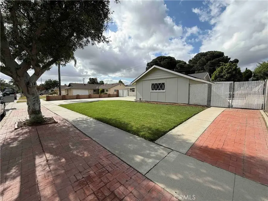 924 Lorna, Corona, CA 92882 - #3