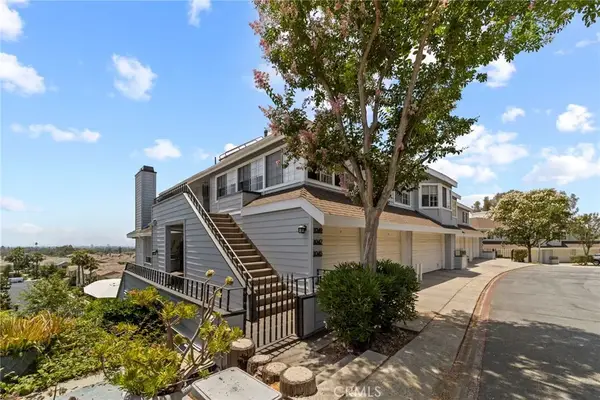 1047 Lakeview, Azusa, CA 91702