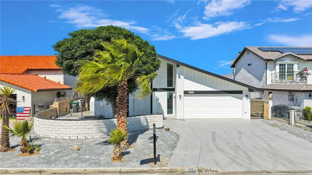 13825 Spring Valley, Victorville, CA 92395 - #1