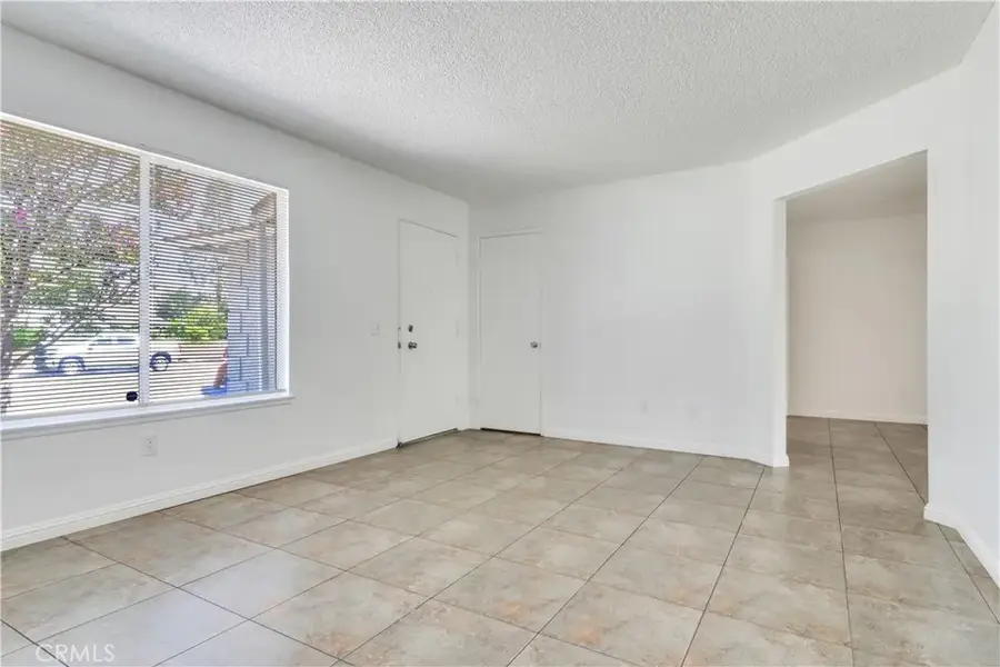 5128 Lakewood Drive, San Bernardino, CA 92407 - #2
