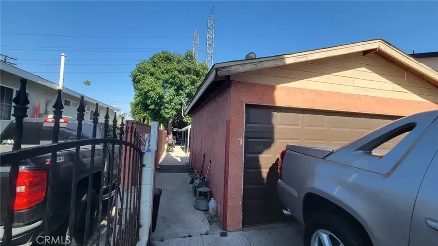 9306 Parmelee Avenue, Los Angeles, CA 90002 - #2