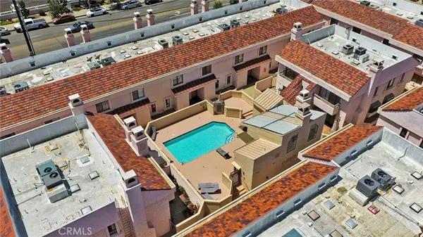 9906 Owensmouth #14, Chatsworth, CA 91311