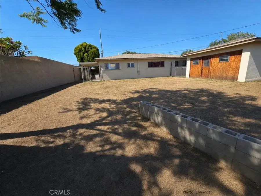 15805 San Bernardino, Fontana, CA 92335 - #2