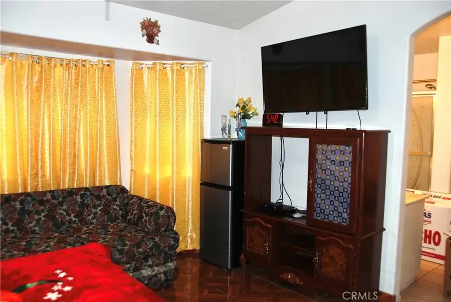 15144 Macadamia Court, Fontana, CA 92335 - #3