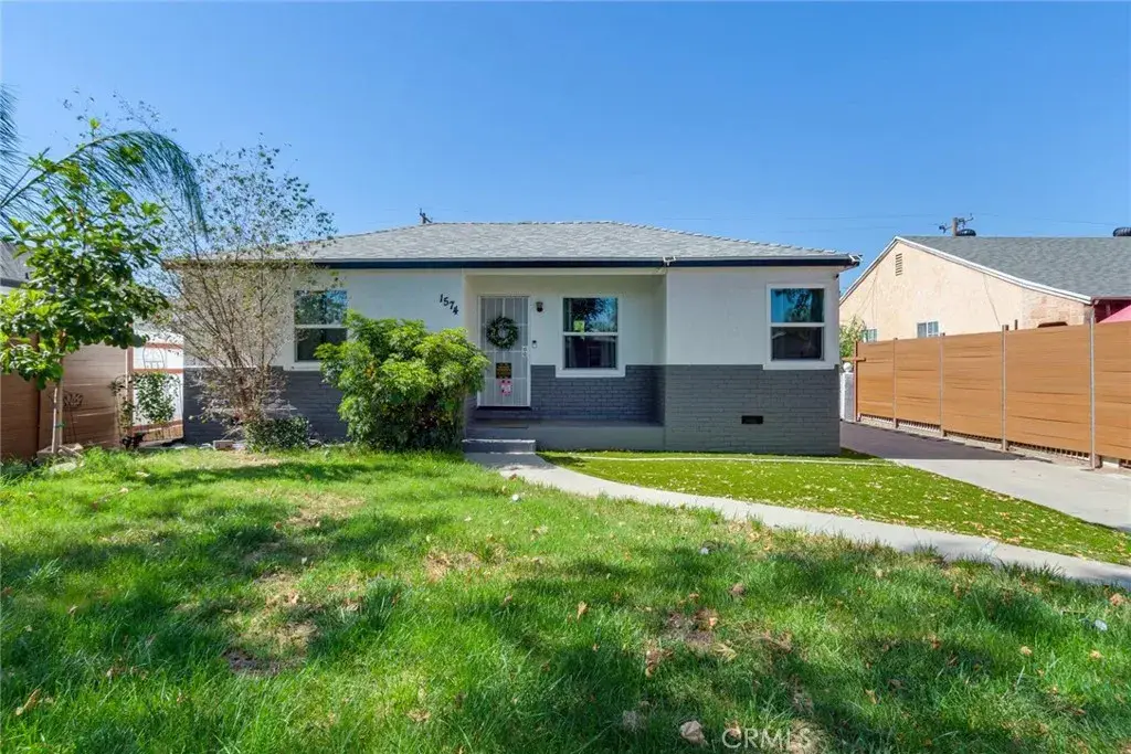 1574 W 20th Street, San Bernardino, CA 92411 - #1