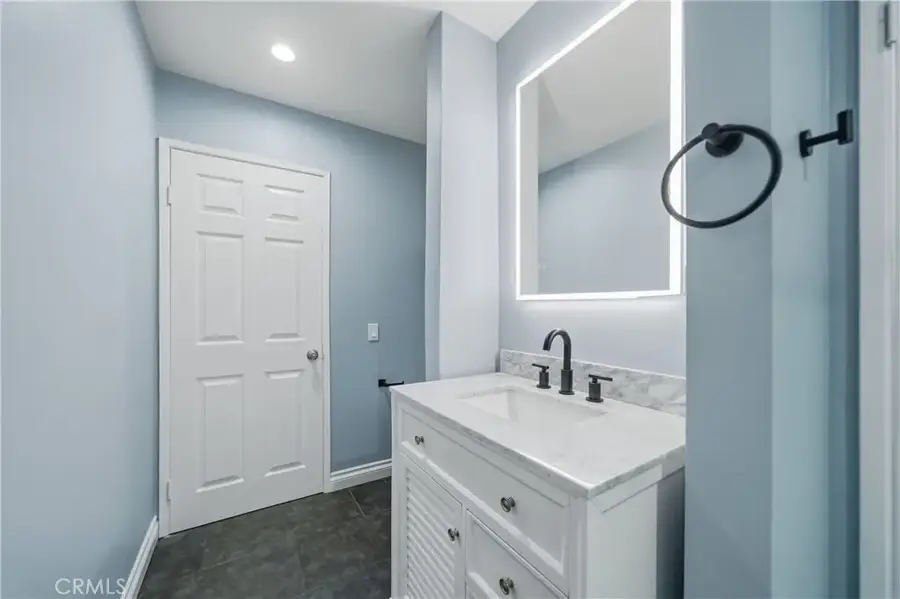 324 E Plymouth Street #21, Inglewood, CA 90302 - #2