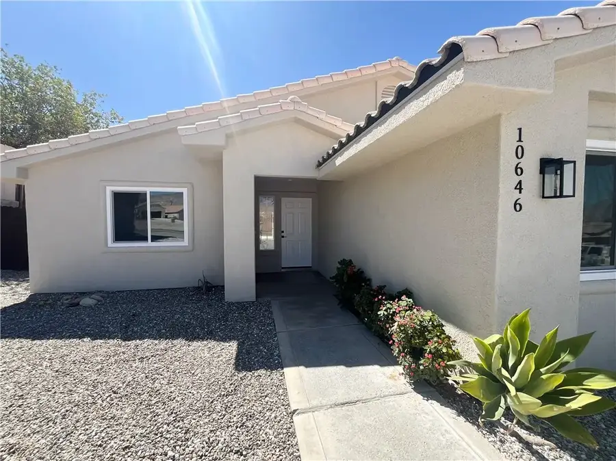 10646 Sunset, Desert Hot Springs, CA 92240 - #3