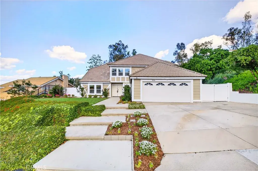 1070 S Road Runner, Anaheim, CA 92807 - #1