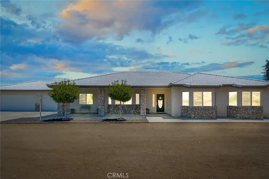 8727 Wintergreen, Pinon Hills, CA 92372 - #1