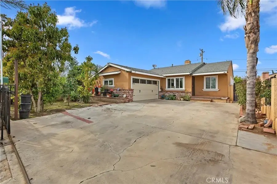 1665 Highland Street, Santa Ana, CA 92703 - #2