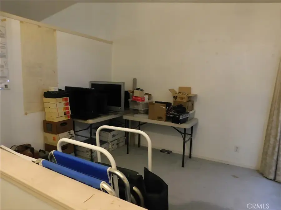 21864 Garibaldi, California City, CA 93505 - #3