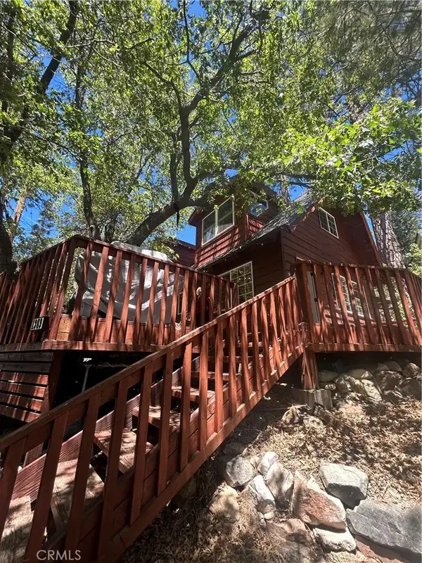 1289 Canyon Road, Fawnskin, CA 92333