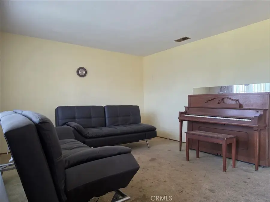 1206 W 134th, Compton, CA 90222 - #3