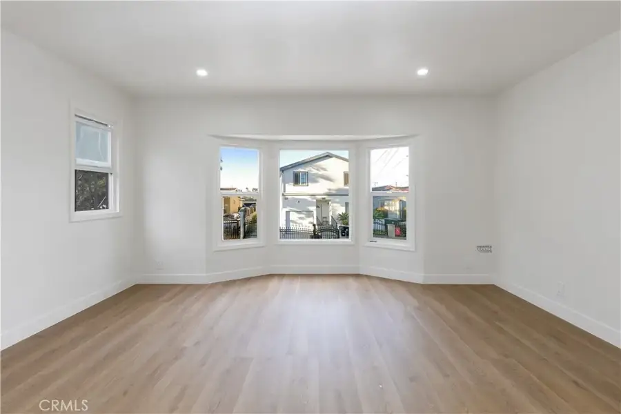 3477 W 71st, Los Angeles, CA 90043 - #3