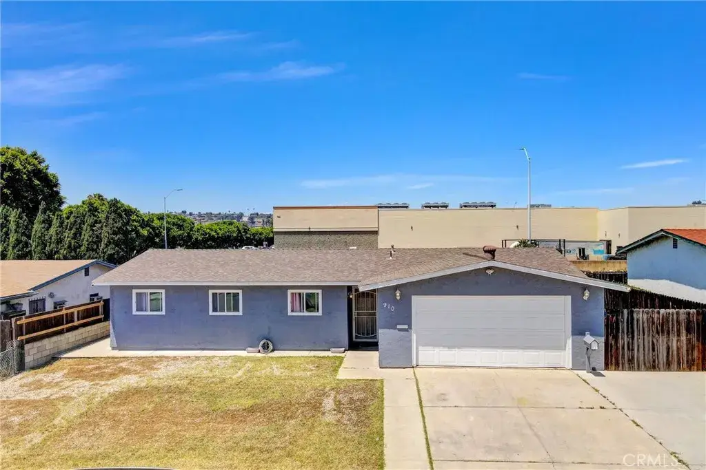 910 Saint George Court, Spring Valley, CA 91977 - #1