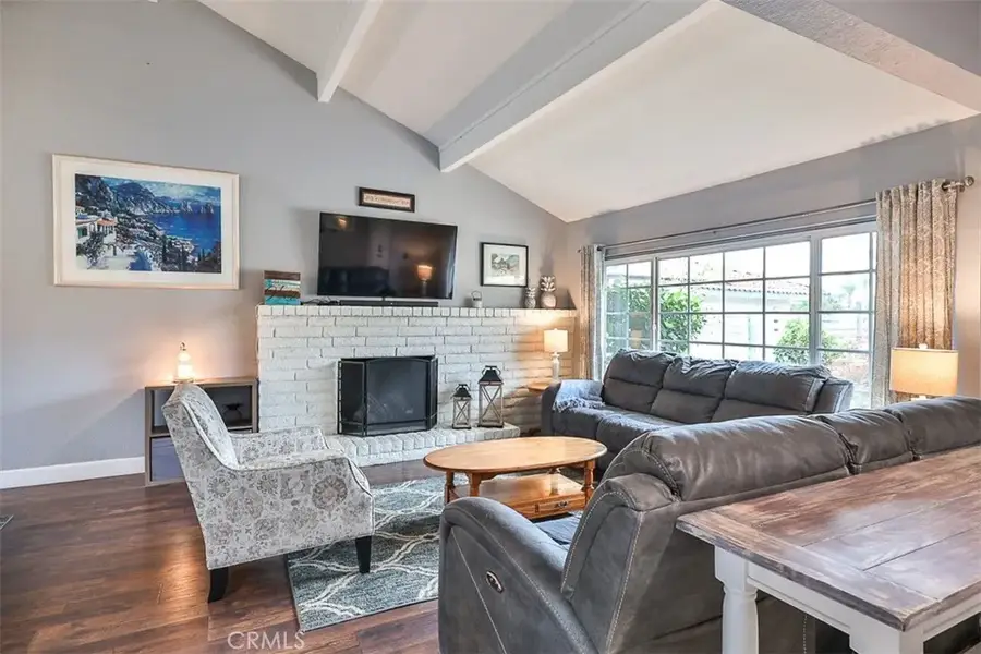 1421 E 15th, Upland, CA 91786 - #2