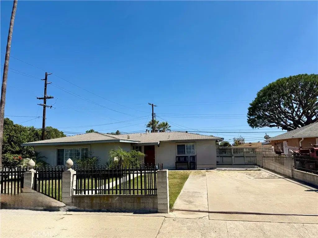 1134 Hermosa, Pomona, CA 91767 - #1
