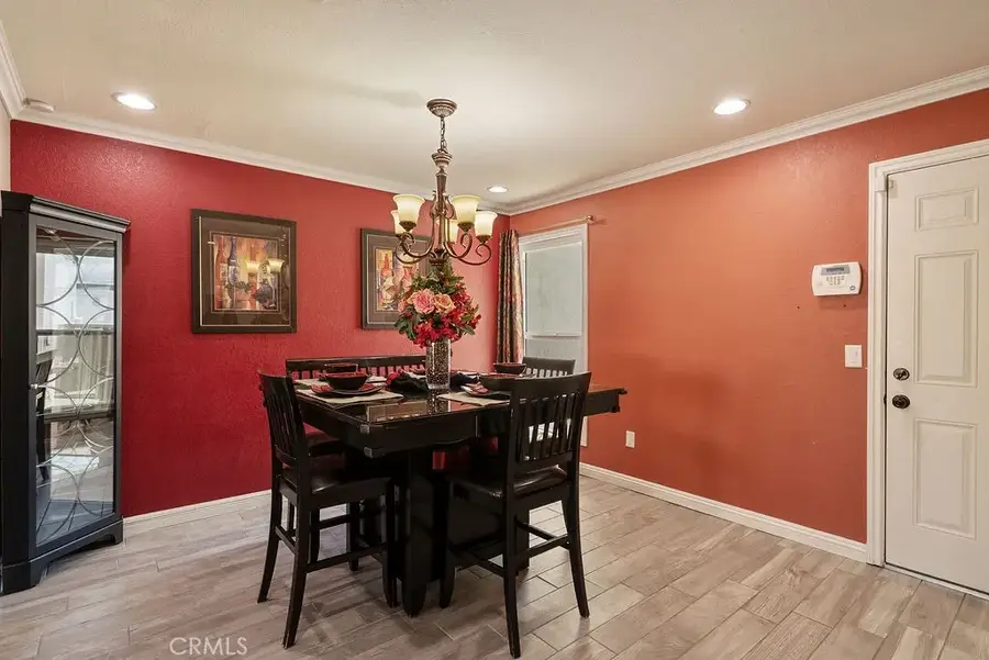 555 D, Upland, CA 91786 - #3