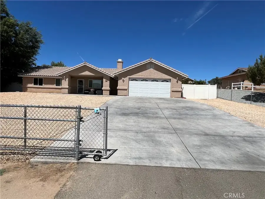 9220 Jacaranda, Hesperia, CA 92345 - #3