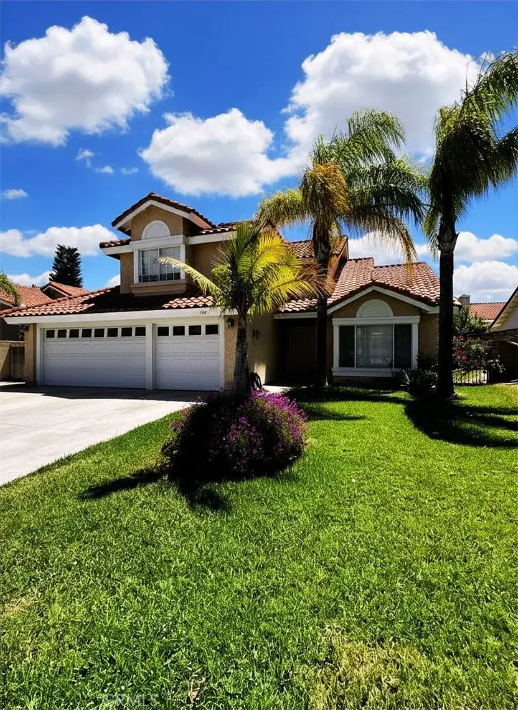 2391 Mangular Ave, Corona, CA 92882 - #1