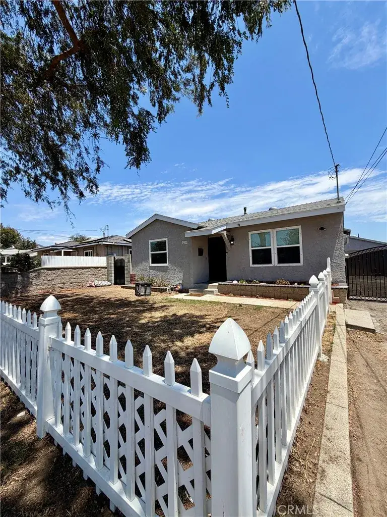 220 N Orange Avenue, Azusa, CA 91702 - #2