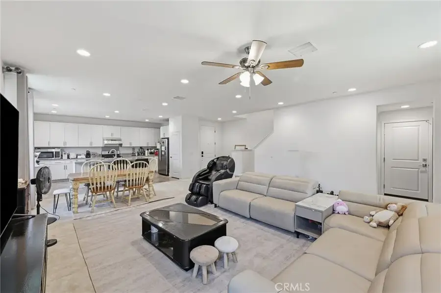 7022 Calla Lily #3, Fontana, CA 92336 - #3