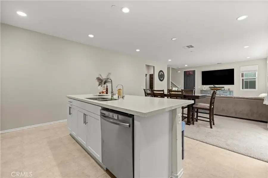 145 Camden Court, Perris, CA 92571 - #2