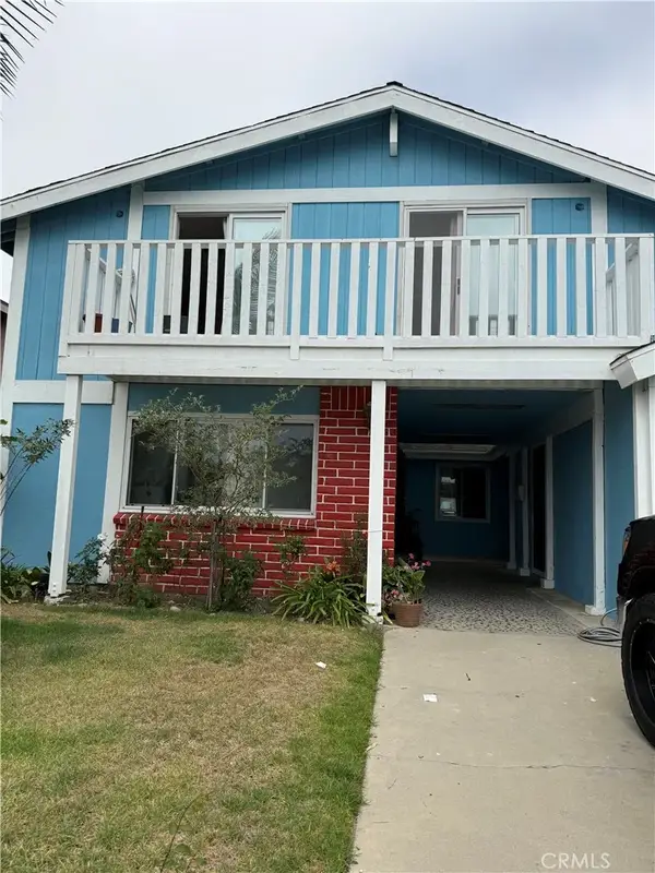 1855 N 7th Place, Port Hueneme, CA 93041