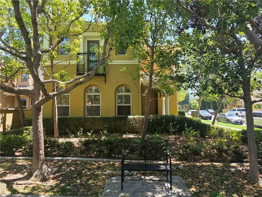 129 Chantilly, Irvine, CA 92620 - #3