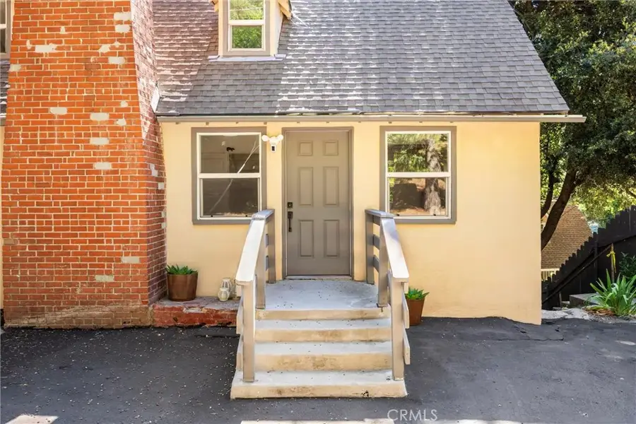 797 W Village, Crestline, CA 92325 - #3