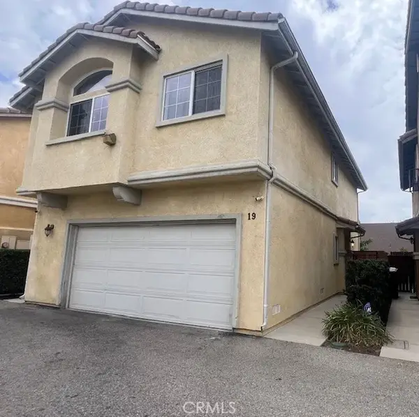 13280 Dronfield Avenue #19, Sylmar, CA 91342