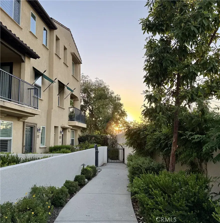 803 N Dalton Avenue #101, Azusa, CA 91702 - #3