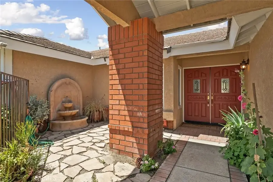 10158 Woodridge, Rancho Cucamonga, CA 91737 - #2