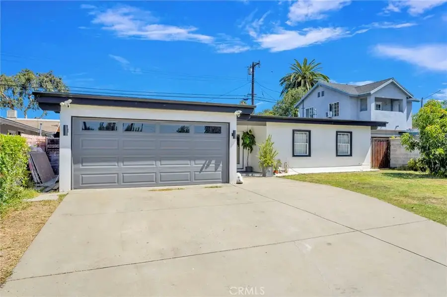 923 Hallwood Avenue, Pomona, CA 91767 - #3