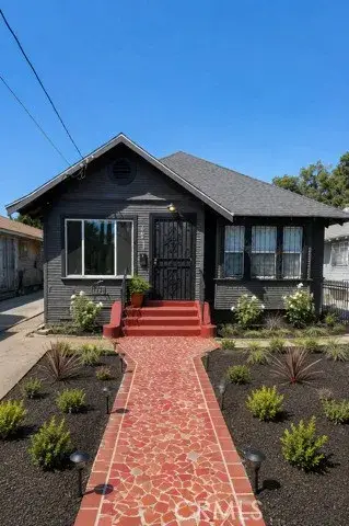 1583 E Martin Luther King Jr, Los Angeles, CA 90011