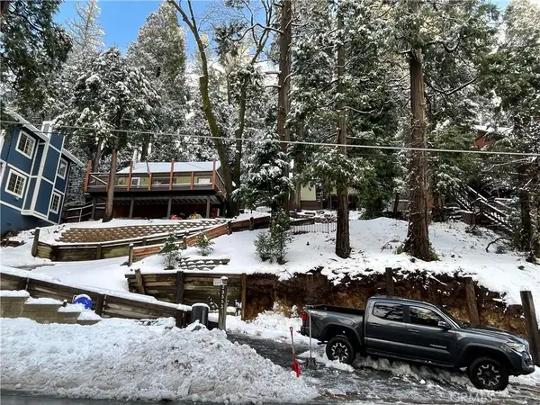 23553 Lake, Crestline, CA 92325