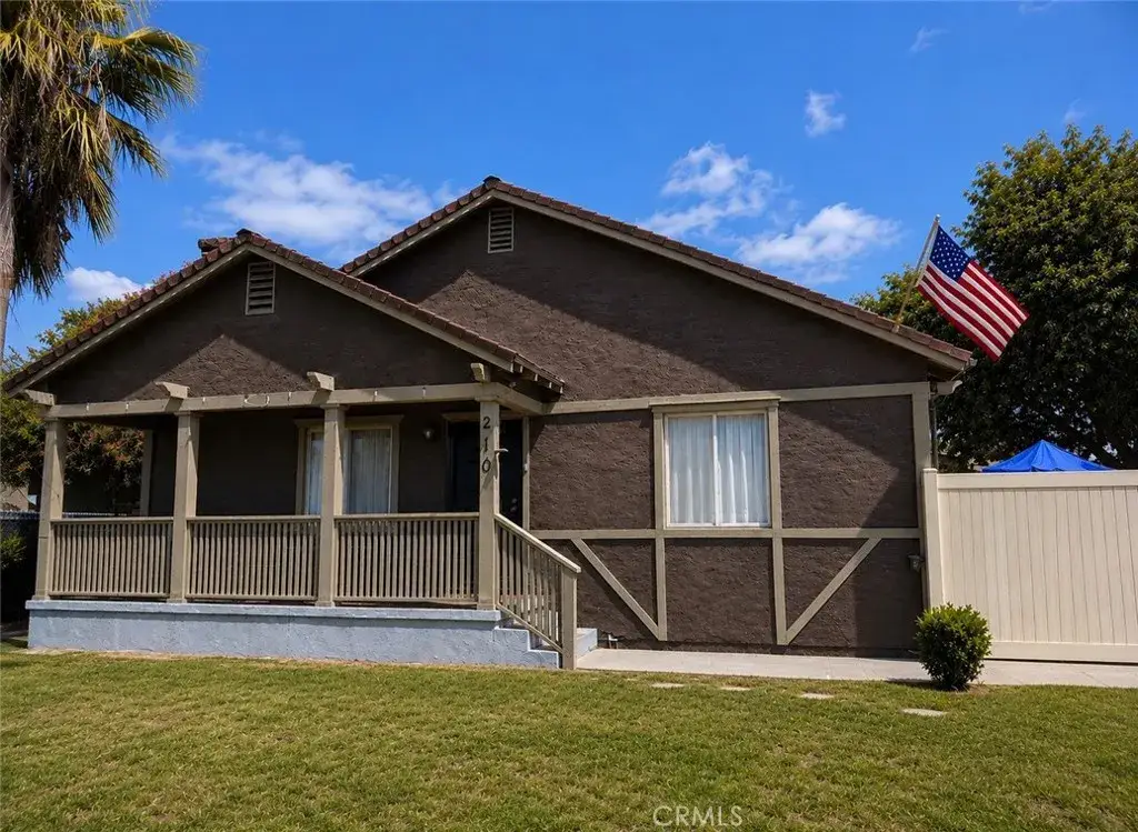210 E 9th, San Bernardino, CA 92410 - #1