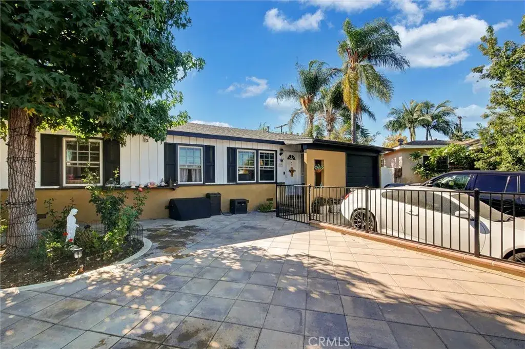 227 Oak Place, Brea, CA 92821 - #1