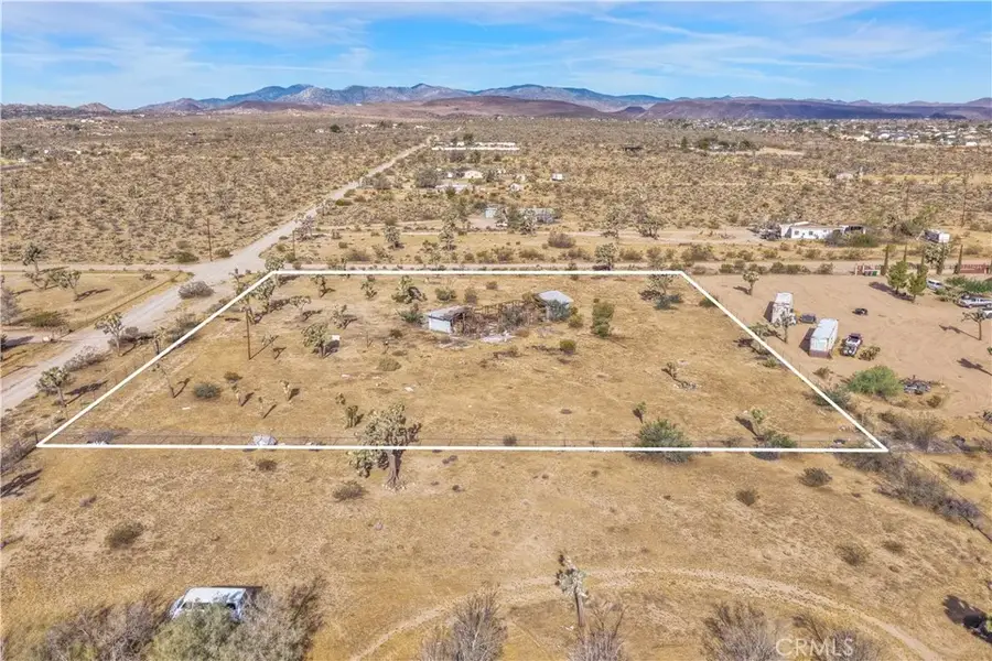 58824 Mesa Dr, Yucca Valley, CA 92284 - #2
